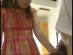 娘に手を出すロリコンオヤジ、家庭内で自由にやりすぎ - 1【エロ動画】